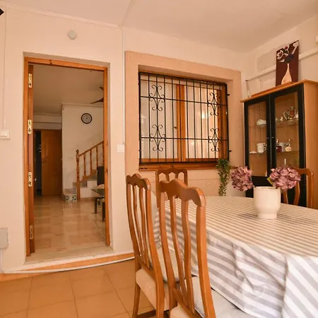 Seascape-tranquil 3 Bedroom Town House