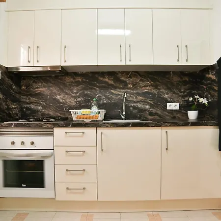 Seascape-tranquil 3 Bedroom Town House *