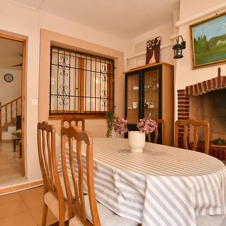 Seascape-tranquil 3 Bedroom Town House Holiday home Torrevieja